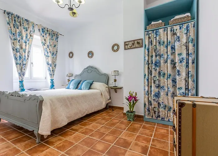 Castillo De Segura *